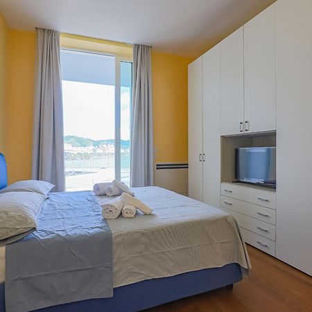Amami Al Crescent Apartment Salerno Exterior photo